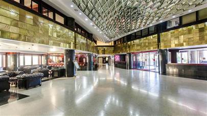 لابی هتل پارس ائل گلی تبریز لابی هتل پارس ائل گلی تبریز